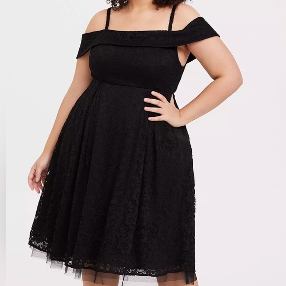Torrid Lace Skater Dress - Picture 1 of 9